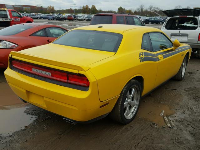 2B3CJ5DTXAH157206 - 2010 DODGE CHALLENGER YELLOW photo 4