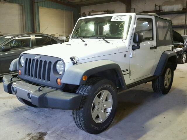 1J4AA2D16BL536849 - 2011 JEEP WRANGLER S WHITE photo 2