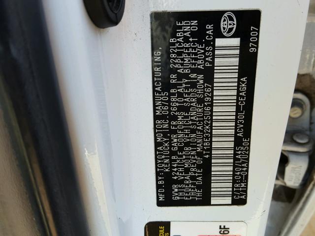 4T1BE32K25U619267 - 2005 TOYOTA CAMRY LE თეთრი ფოტო 10
