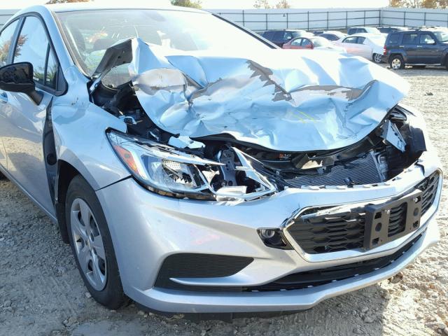 1G1BC5SM6H7240792 - 2017 CHEVROLET CRUZE LS SILVER photo 9