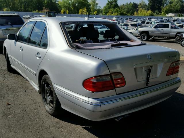 WDBJF74J31B270780 - 2001 MERCEDES-BENZ E 55 AMG SILVER photo 3