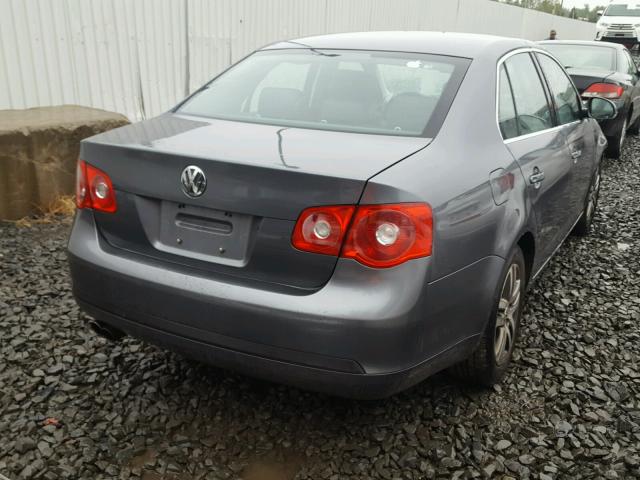 3VWSF71K55M610414 - 2005 VOLKSWAGEN NEW JETTA GRAY photo 4