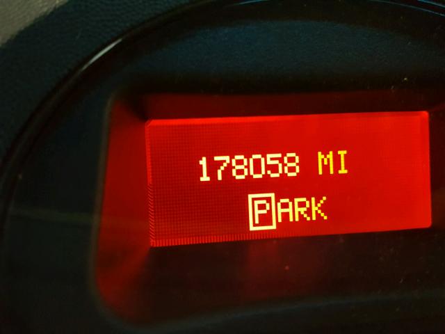 2G2WP552981147516 - 2008 PONTIAC GRAND PRIX ვერცხლისფერი ფოტო 8