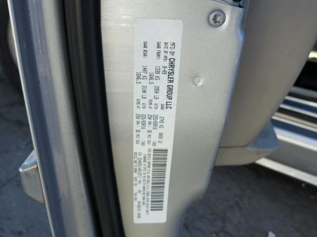 2D4RN5D14AR129717 - 2010 DODGE GRAND CARA SILVER photo 10