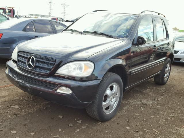 4JGAB54E83A387375 - 2003 MERCEDES-BENZ ML BLACK photo 2