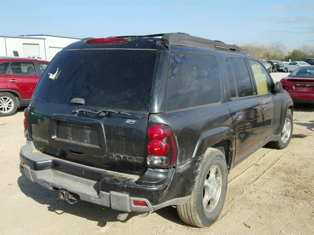 1GNES16S446174453 - 2004 CHEVROLET TRAILBLAZE BLACK photo 4