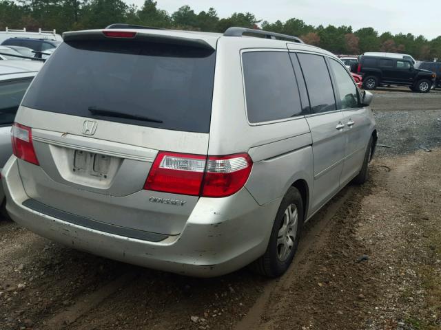 5FNRL38425B021996 - 2005 HONDA ODYSSEY SILVER photo 4