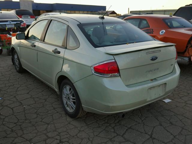 1FAHP3FN7AW159136 - 2010 FORD FOCUS SE GREEN photo 3