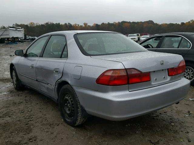 JHMCG5642YC007511 - 2000 HONDA ACCORD SILVER photo 3