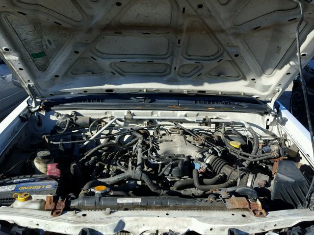 5N1ED28Y32C569227 - 2002 NISSAN XTERRA XE WHITE photo 7