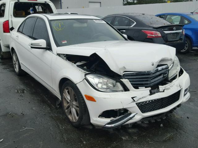 WDDGF4HB4DF977208 - 2013 MERCEDES-BENZ C 250 WHITE photo 1