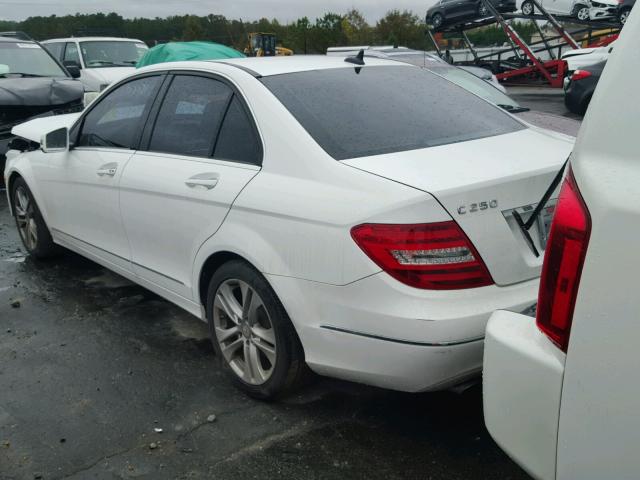 WDDGF4HB4DF977208 - 2013 MERCEDES-BENZ C 250 WHITE photo 3