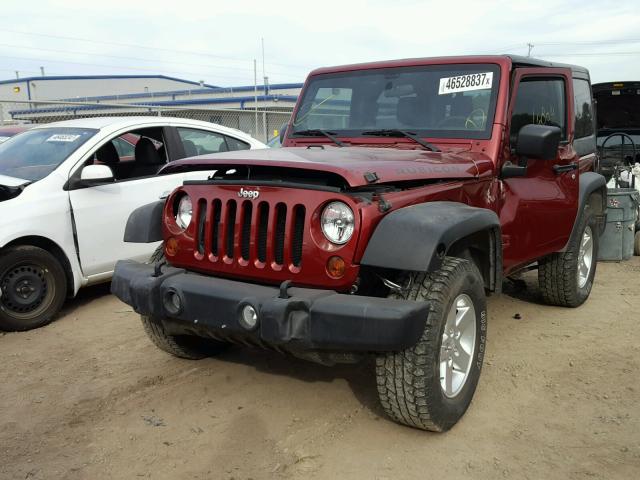 1C4AJWAG3DL569364 - 2013 JEEP WRANGLER RED photo 2