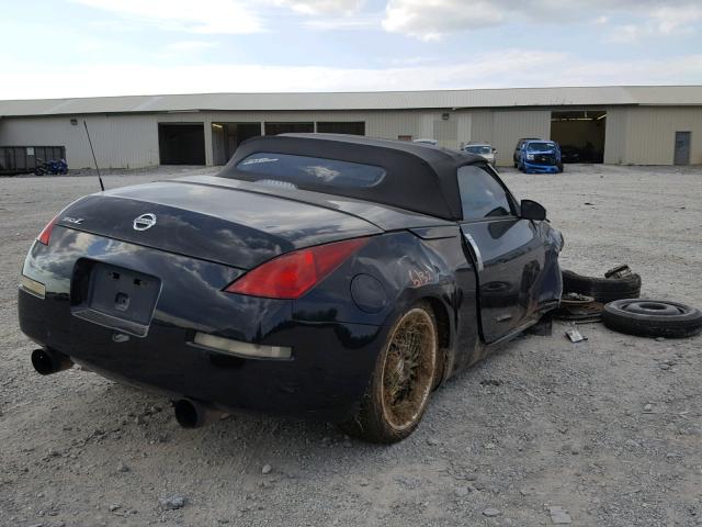 JN1AZ36AX5M751752 - 2005 NISSAN 350Z ROADS BLACK photo 4