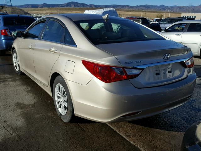 5NPEB4AC1BH206837 - 2011 HYUNDAI SONATA GLS GOLD photo 3