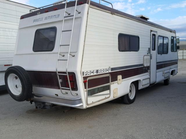 14R30389S5669 - 1980 PACE MOTORHOME WHITE photo 4