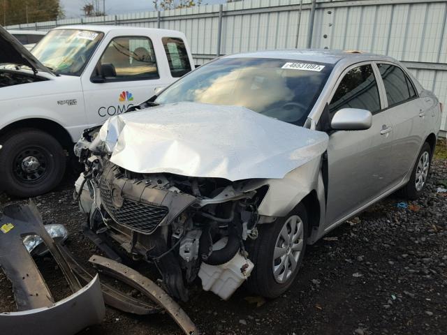 1NXBU40E09Z089120 - 2009 TOYOTA COROLLA BA SILVER photo 2