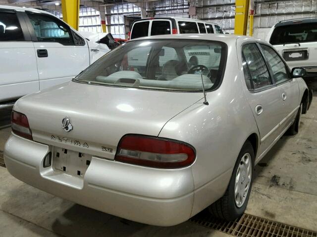 1N4BU31D2VC223572 - 1997 NISSAN ALTIMA XE BEIGE photo 4