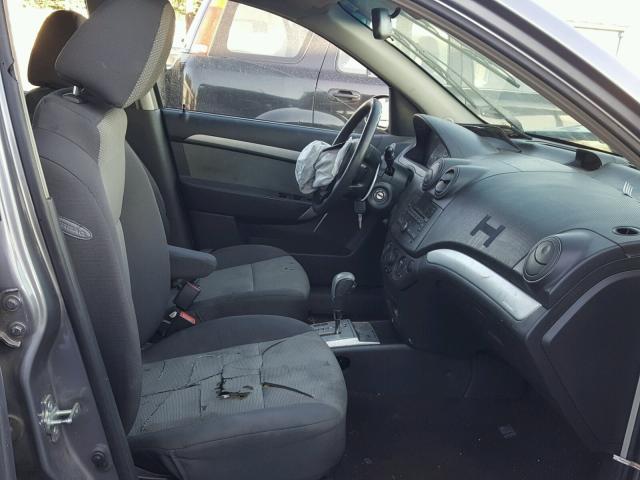 KL1TD6DE5BB201319 - 2011 CHEVROLET AVEO LS GRAY photo 5