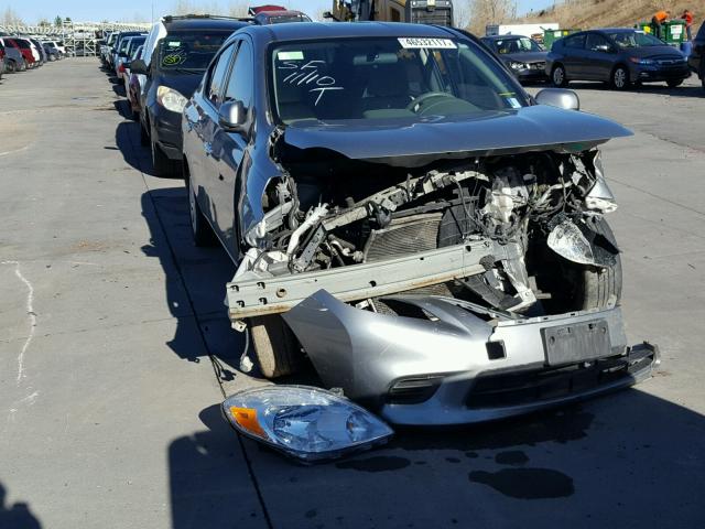 3N1CN7AP8CL844560 - 2012 NISSAN VERSA S SILVER photo 1