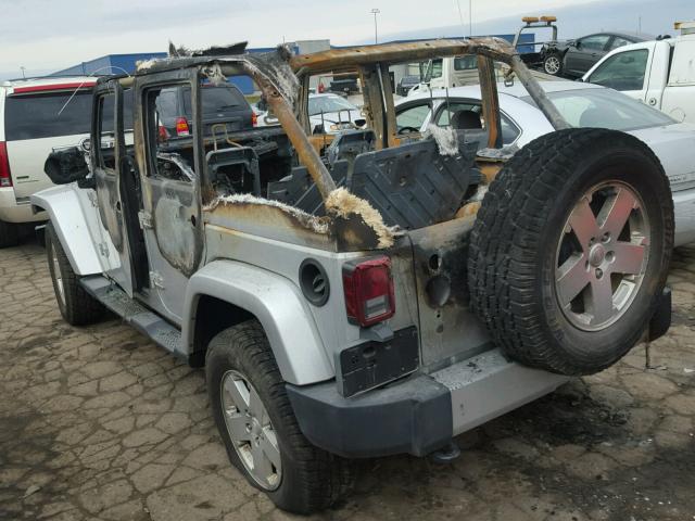 1J4BA5H18BL522886 - 2011 JEEP WRANGLER U SILVER photo 3