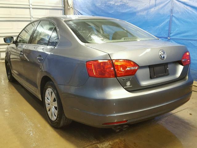 3VW2K7AJ4DM318853 - 2013 VOLKSWAGEN JETTA BASE GRAY photo 3