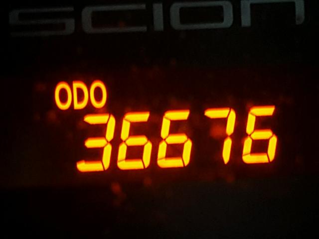 JTKJF5C7XGJ025297 - 2016 TOYOTA SCION TC 石墨色 照片 8