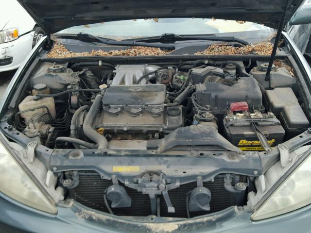 4T1BF30K12U502064 - 2002 TOYOTA CAMRY LE GREEN photo 7