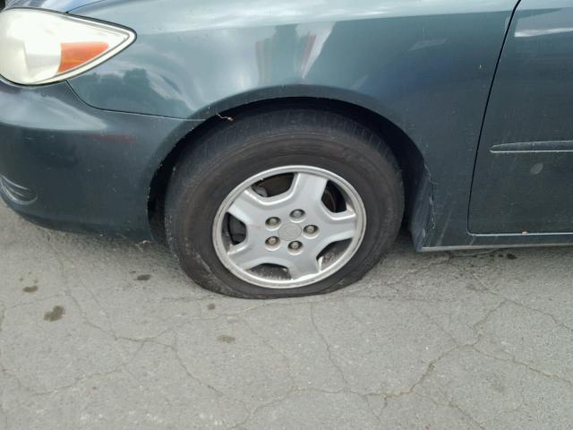 4T1BF30K12U502064 - 2002 TOYOTA CAMRY LE 绿色 照片 9