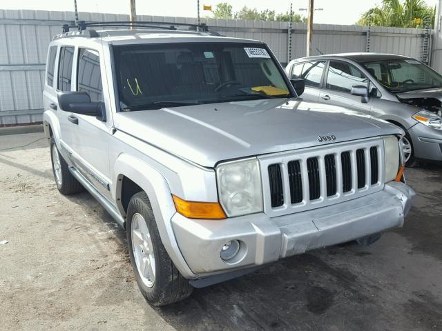 1J8HH48K56C136584 - 2006 JEEP COMMANDER SILVER photo 1