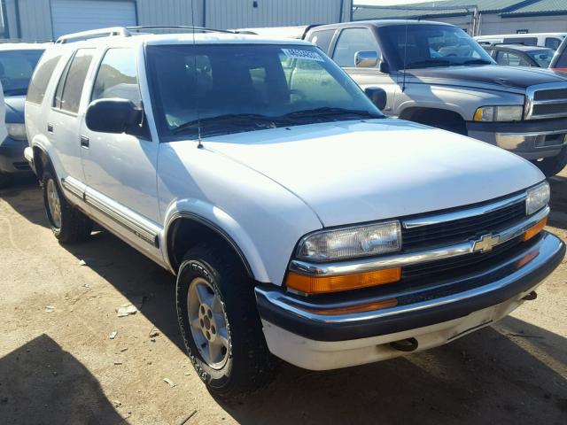 1GNDT13W8X2217946 - 1999 CHEVROLET BLAZER WHITE photo 1