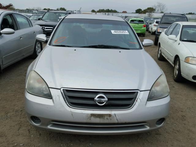 1N4AL11D32C138528 - 2002 NISSAN ALTIMA BAS SILVER photo 9