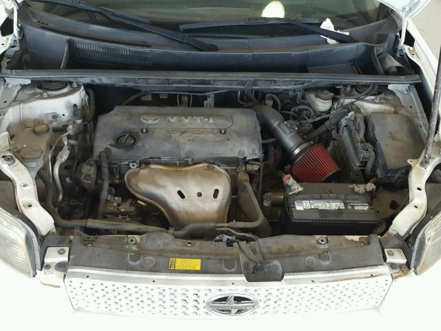 JTLKE50E581029202 - 2008 TOYOTA SCION WHITE photo 7