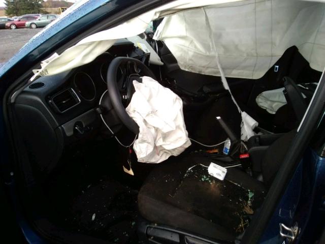 3VWD17AJ0FM275076 - 2015 VOLKSWAGEN JETTA SE أزرق صورة 5