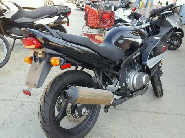 VTTGM51A692102229 - 2009 SUZUKI GS500 SILVER photo 4