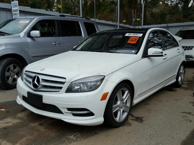 WDDGF8BB4BR151387 - 2011 MERCEDES-BENZ C 300 4MAT WHITE photo 2