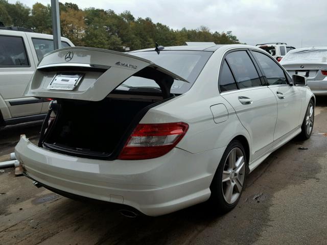 WDDGF8BB4BR151387 - 2011 MERCEDES-BENZ C 300 4MAT WHITE photo 4