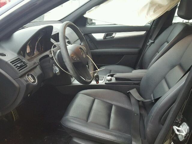 WDDGF5EB3BA473513 - 2011 MERCEDES-BENZ C 300 黑色 照片 5