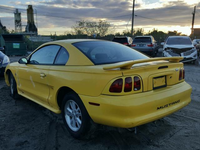 1FAFP4049WF269724 - 1998 FORD MUSTANG YELLOW photo 3