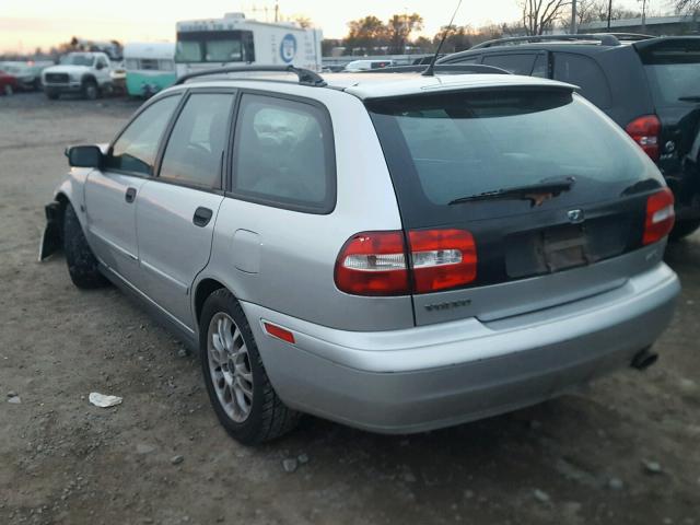 YV1VW27523F976326 - 2003 VOLVO V40 SILVER photo 3