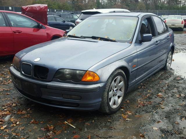 WBAAV33421FU92175 - 2001 BMW 325 I BLUE photo 2