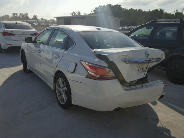 1N4AL3AP0FN351758 - 2015 NISSAN ALTIMA 2.5 WHITE photo 3