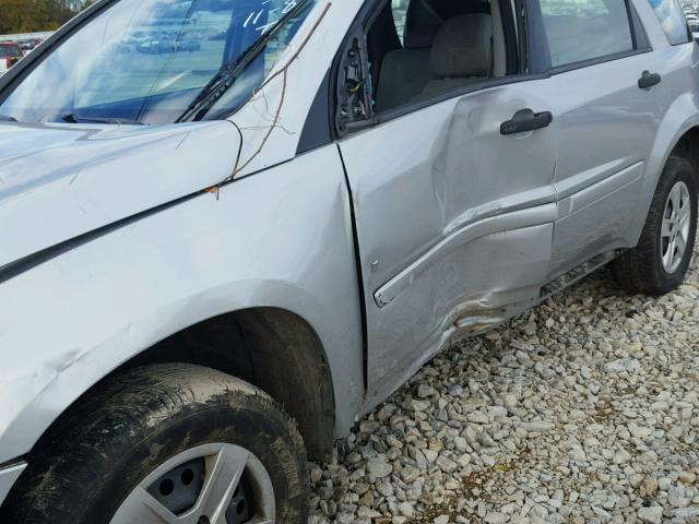 2CNDL13F766041218 - 2006 CHEVROLET EQUINOX SILVER photo 9