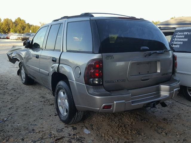 1GNDS13S022213656 - 2002 CHEVROLET TRAILBLAZE GRAY photo 3