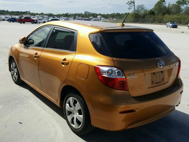 2T1KU40E39C150347 - 2009 TOYOTA COROLLA MA ORANGE photo 3