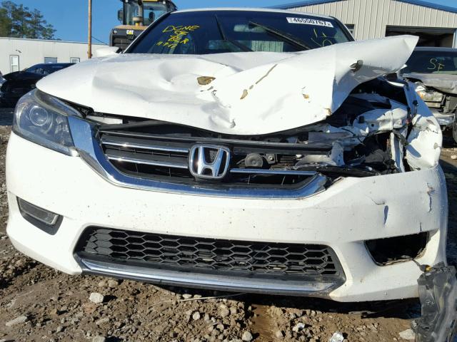 1HGCR2F56DA176828 - 2013 HONDA ACCORD SPO WHITE photo 9