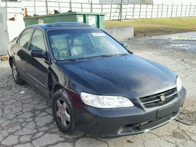 1HGCG1656WA060449 - 1998 HONDA ACCORD BLACK photo 1