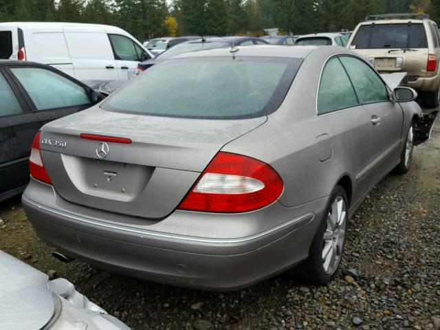 WDBTJ56H17F216269 - 2007 MERCEDES-BENZ CLK 350 SILVER photo 4