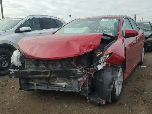 4T1BF1FK3DU721915 - 2013 TOYOTA CAMRY L RED photo 2