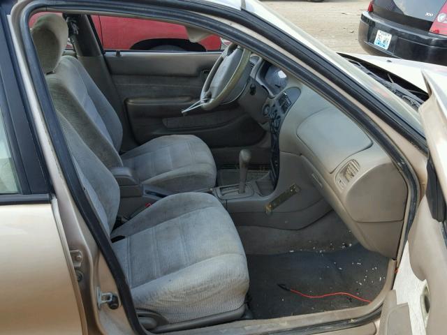 1Y1SK5262TZ028458 - 1996 GEO PRIZM BASE GOLD photo 5